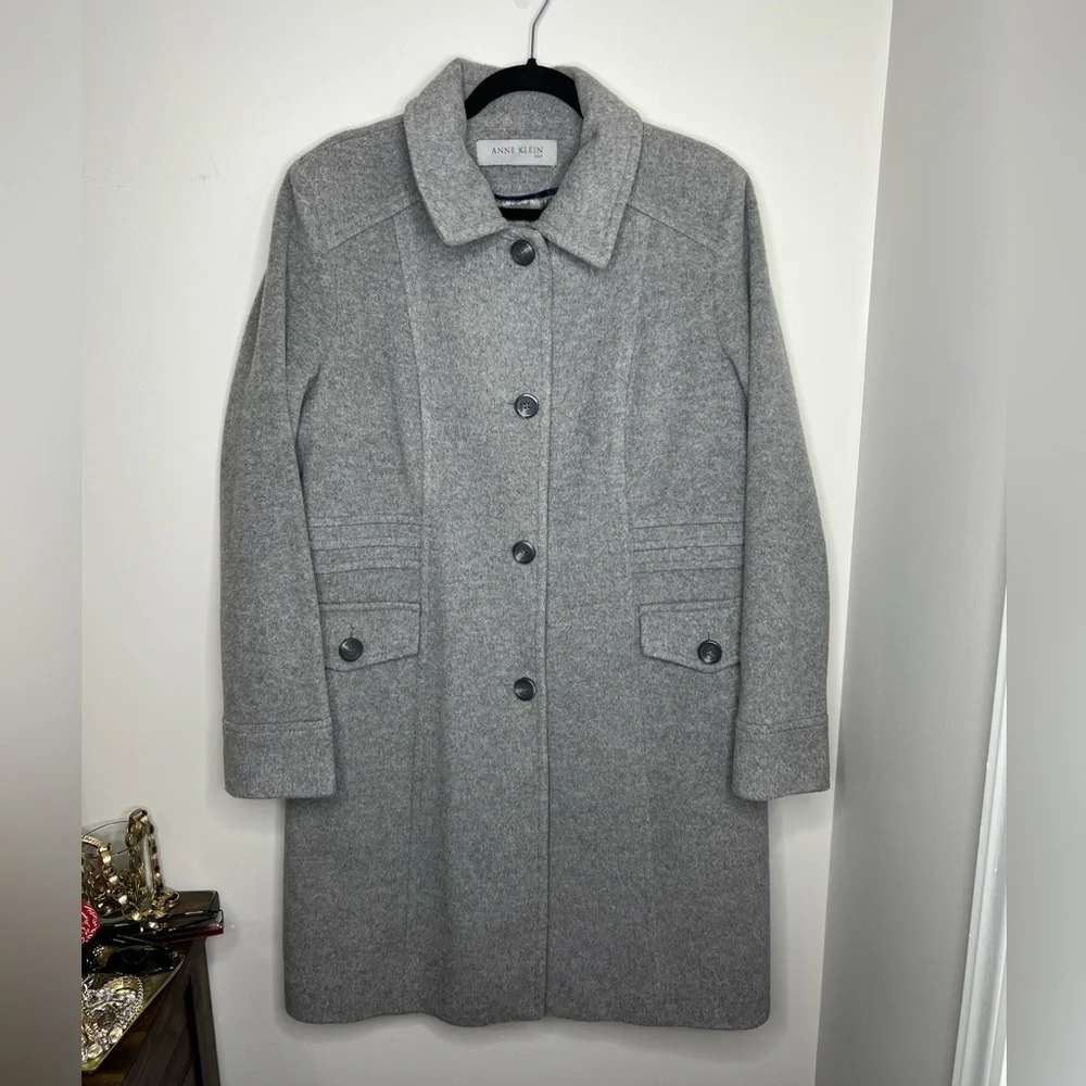 Anne Klein lambswool & cashmere long coat. Size 8. Gray with satin soft lining. - Picture 1 of 8